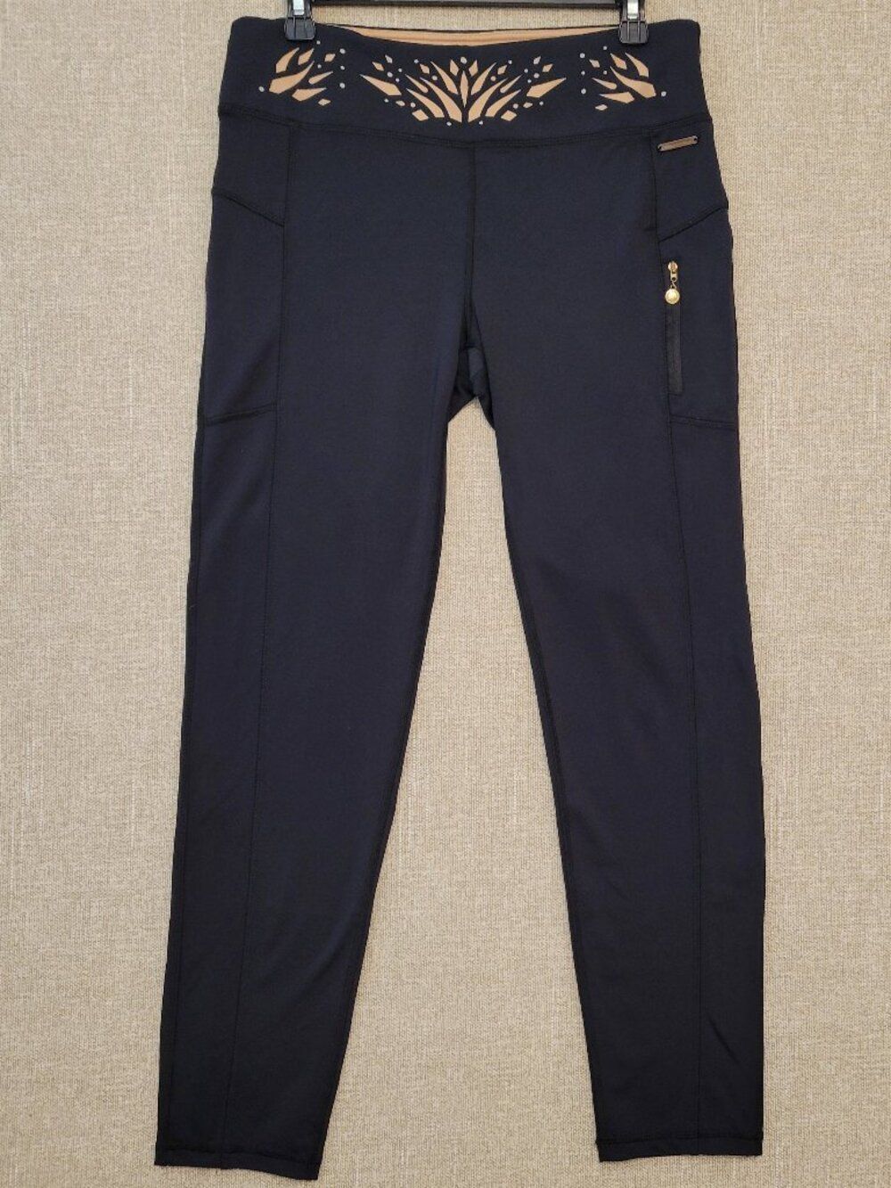 Catherine Malandrino Black Cutout Waistband Workout Leggings with Pocket - L